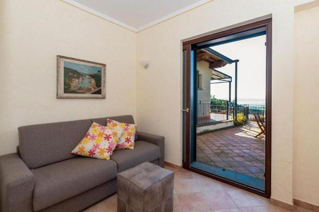 Casa Vacanze Montedoro モンテフィアスコーネ エクステリア 写真