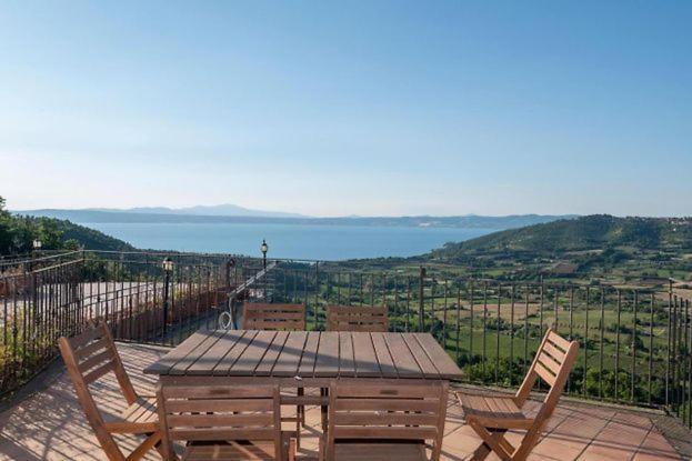 Casa Vacanze Montedoro モンテフィアスコーネ エクステリア 写真