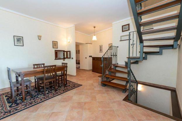Casa Vacanze Montedoro モンテフィアスコーネ エクステリア 写真